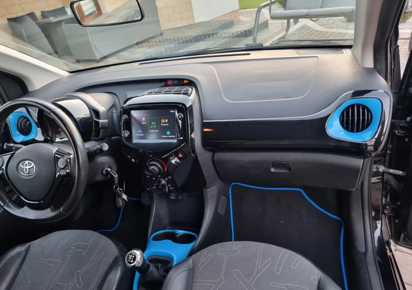 Toyota Aygo cena 38900 przebieg: 153312, rok produkcji 2018 z Przasnysz małe 352